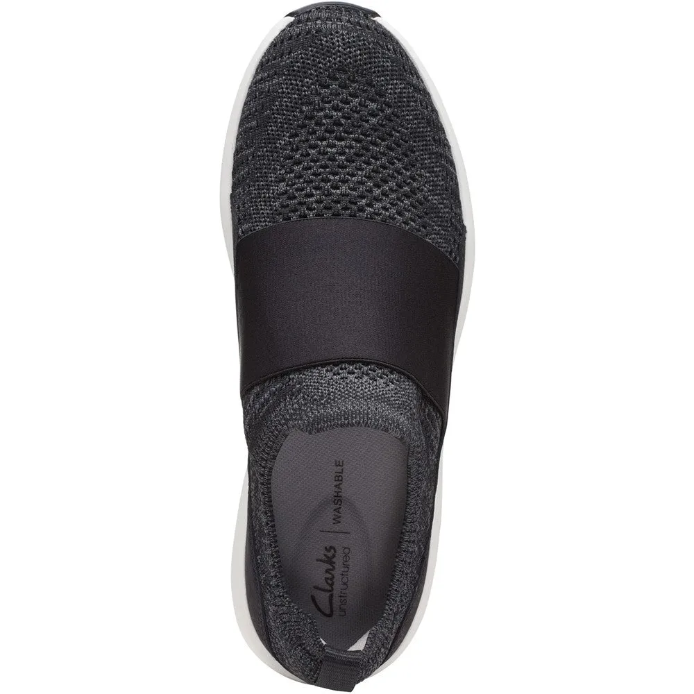 Clarks Un Rio Knit  Shoes